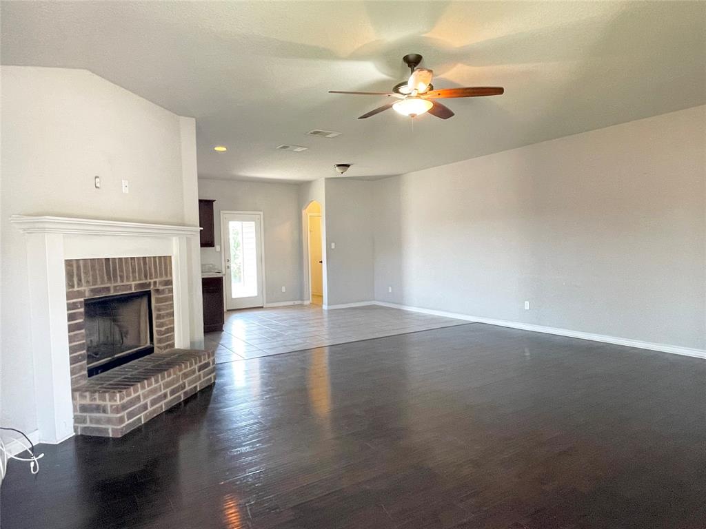 The Meadows At Creekside Ph - Residential