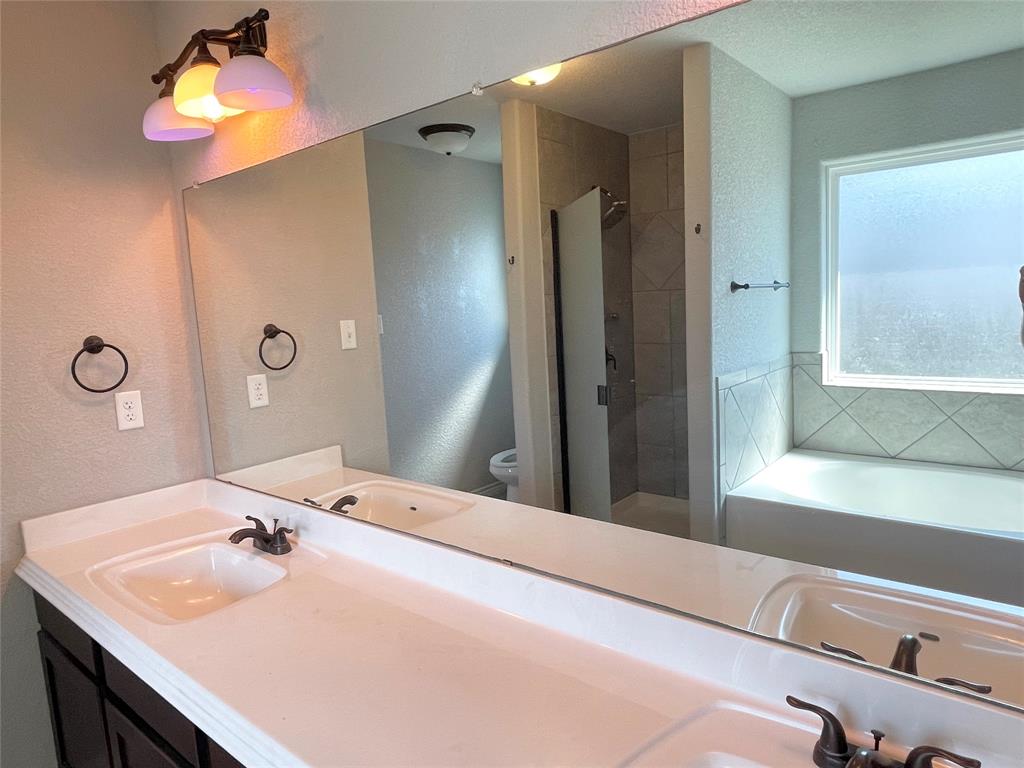 The Meadows At Creekside Ph - Residential