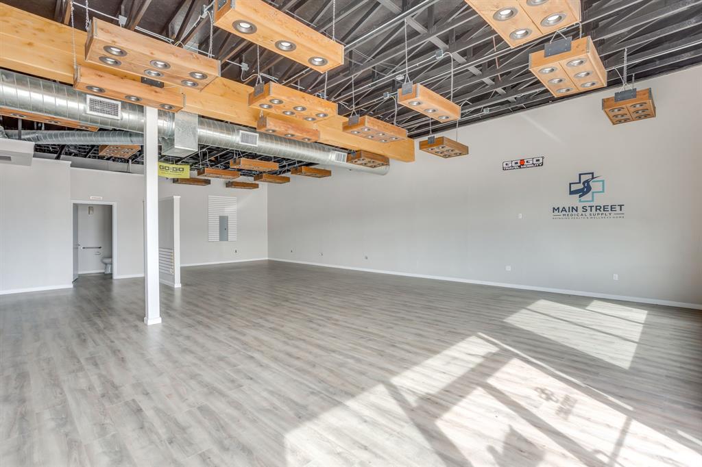 Southtown Center Add - Commercial Sale