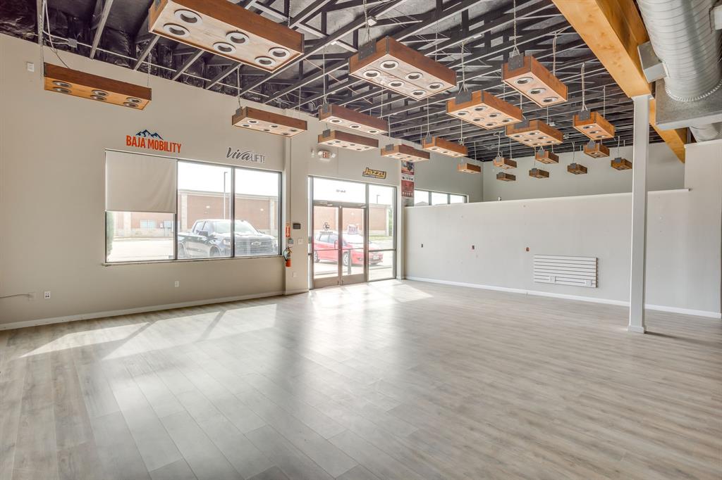 Southtown Center Add - Commercial Sale