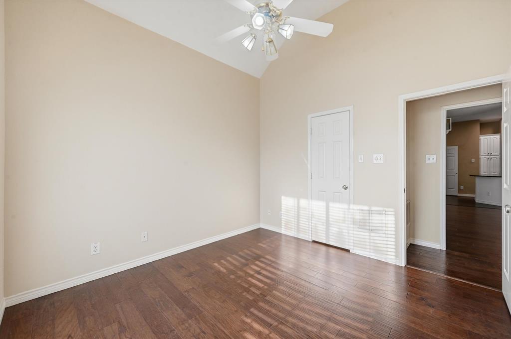 Glen Cove Village Rep - Residential