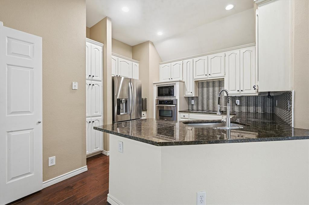 Glen Cove Village Rep - Residential