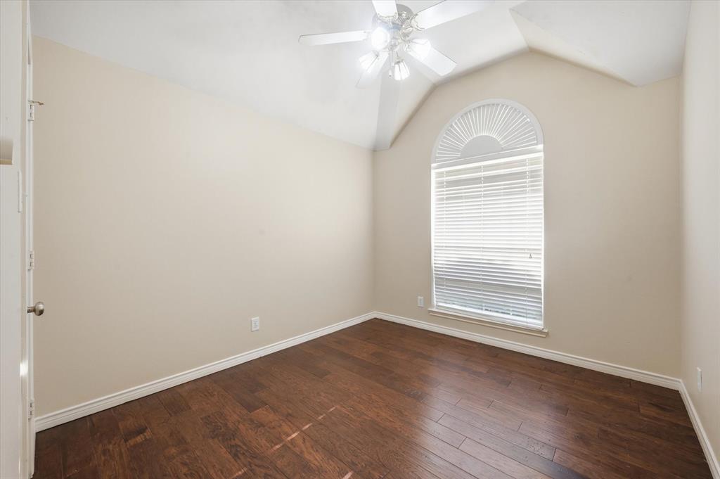 Glen Cove Village Rep - Residential