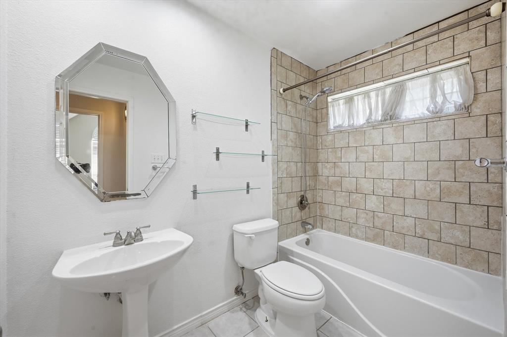 Glen Cove Village Rep - Residential