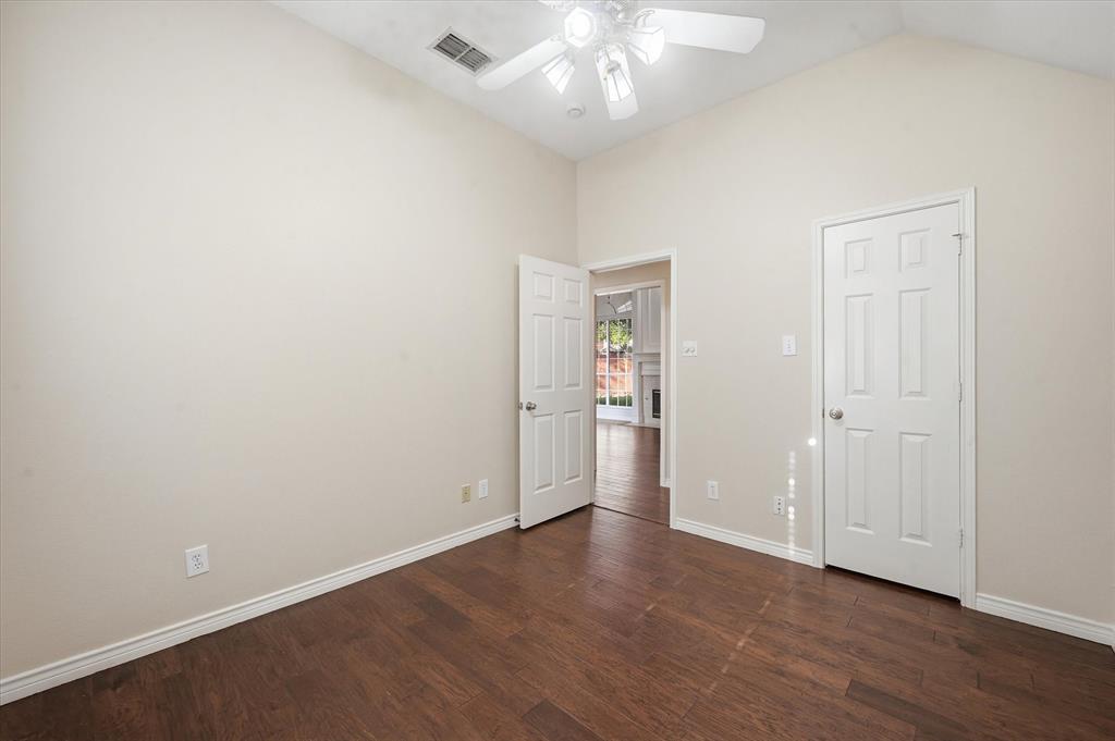Glen Cove Village Rep - Residential