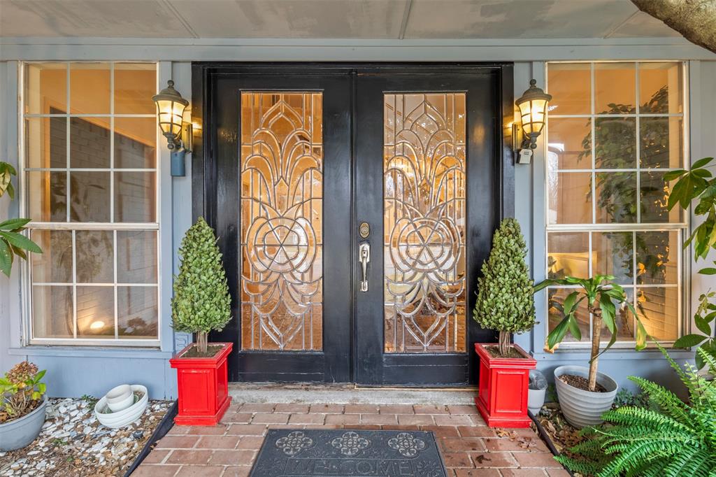 1605 Lamberth Circle