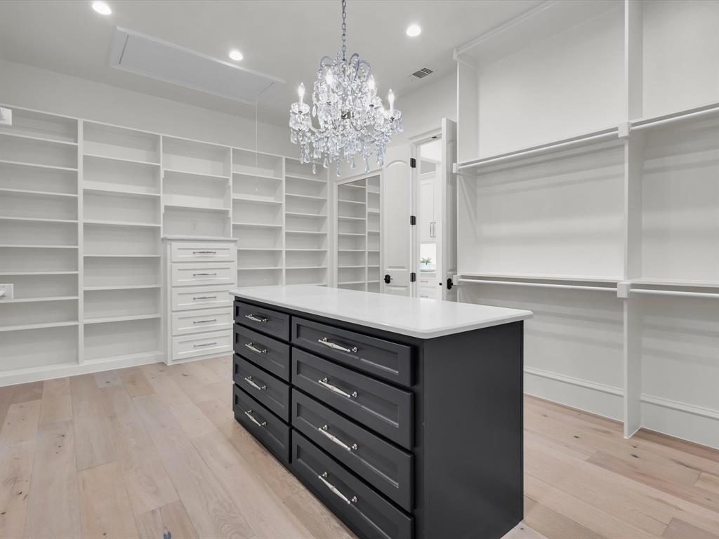 Hidden Creeks Pointe - Residential