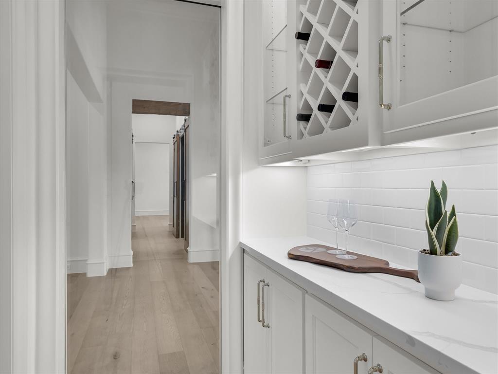 Hidden Creeks Pointe - Residential