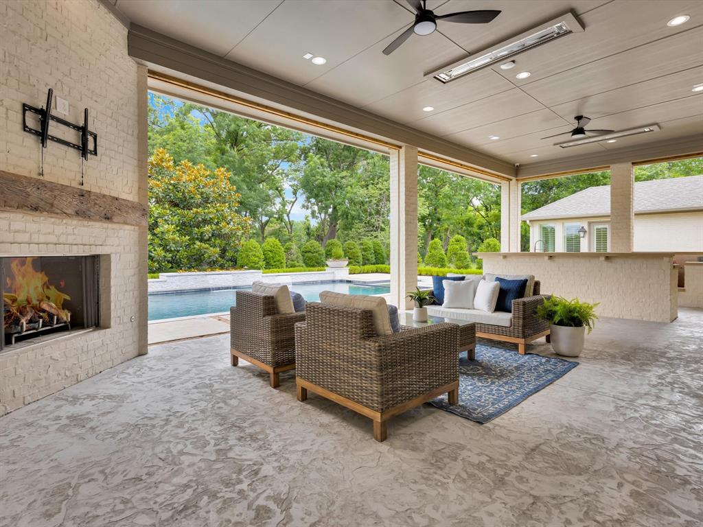 Hidden Creeks Pointe - Residential