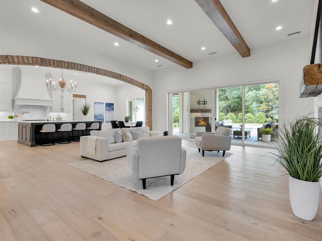 Hidden Creeks Pointe - Residential