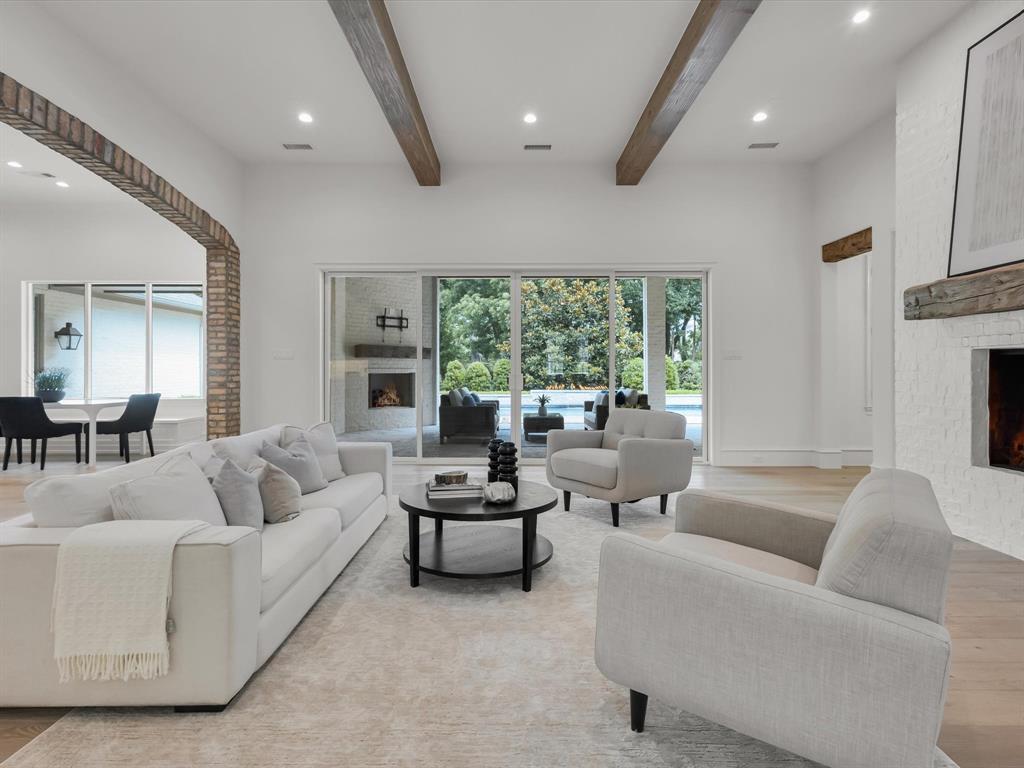 Hidden Creeks Pointe - Residential