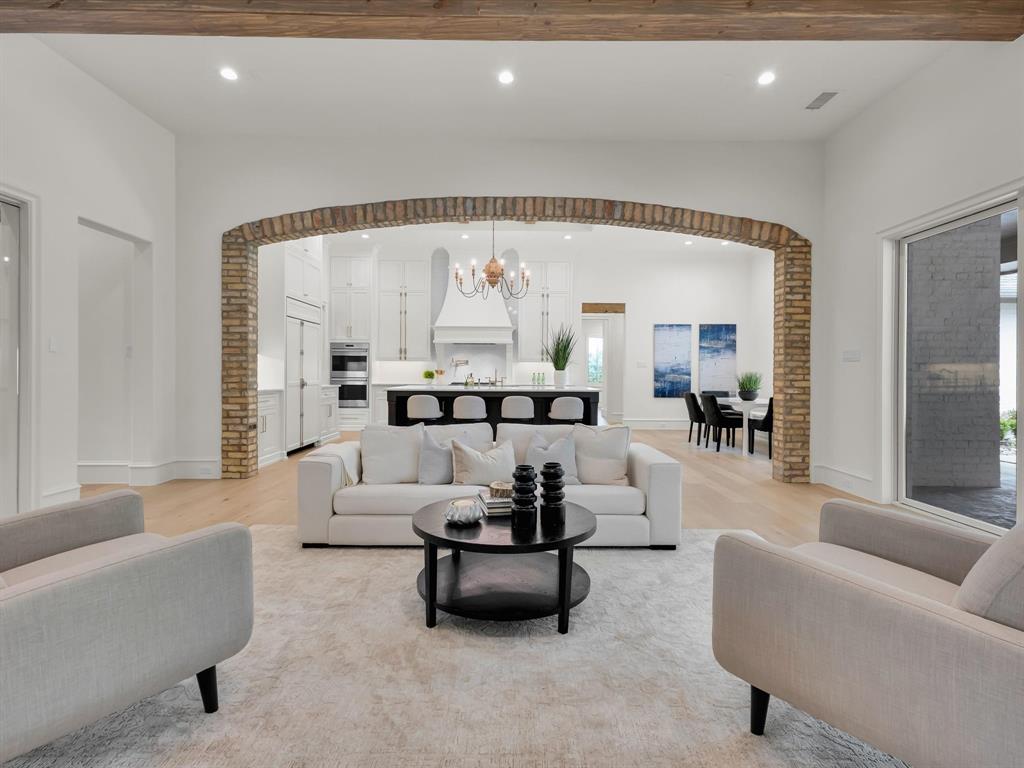 Hidden Creeks Pointe - Residential