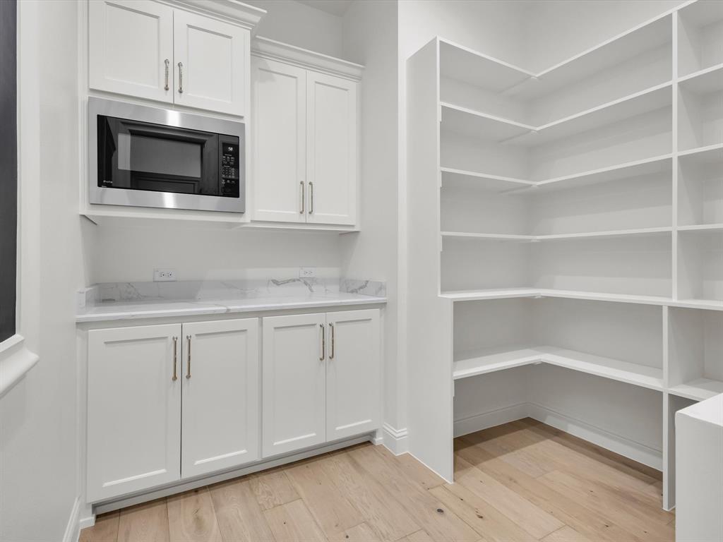 Hidden Creeks Pointe - Residential