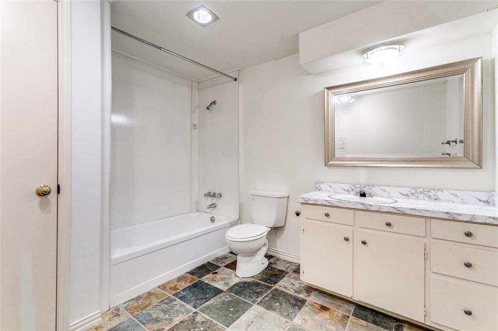 Preston Place 01 - Residential Lease