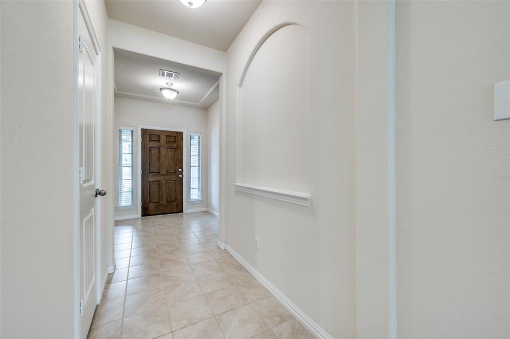 6120 Hightower