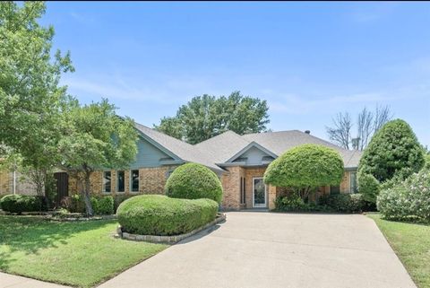 3713 Teal Lane Bedford TX 76021