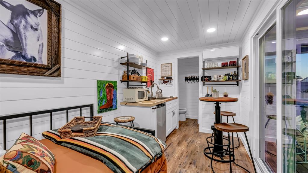 Lantana - Residential