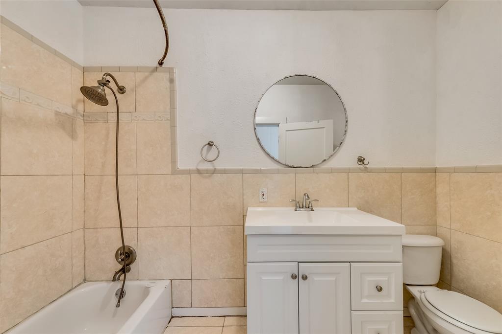 Lakewood Heights - Residential Lease