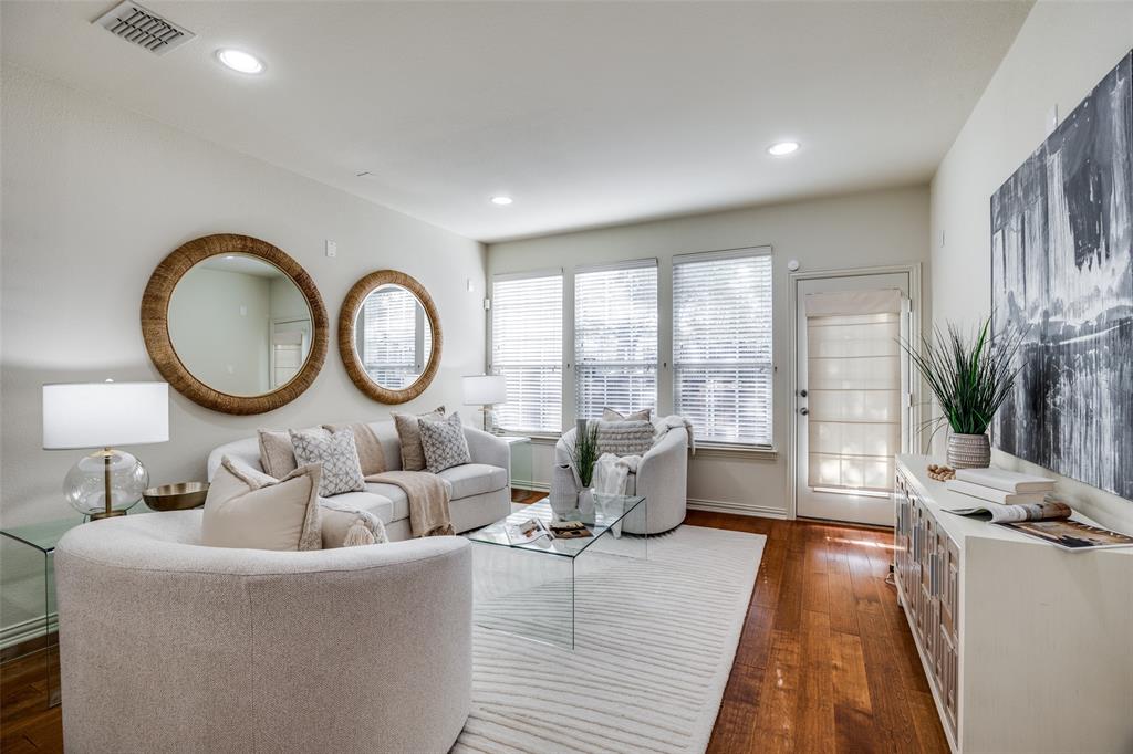 Quail Creek Twnhs Add - Residential