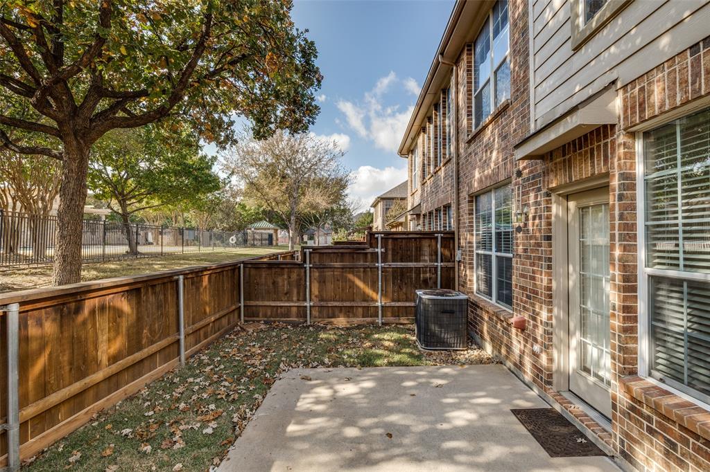 Quail Creek Twnhs Add - Residential