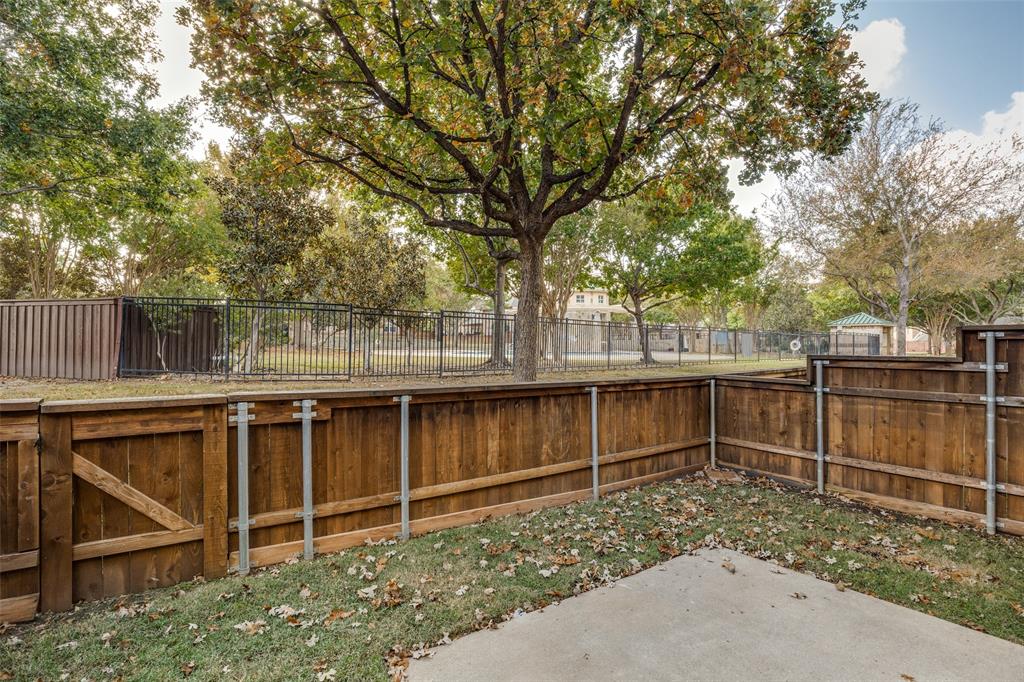 Quail Creek Twnhs Add - Residential