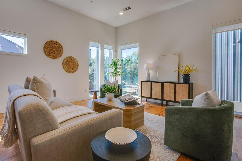 5711 Bryan Condos - Residential Lease