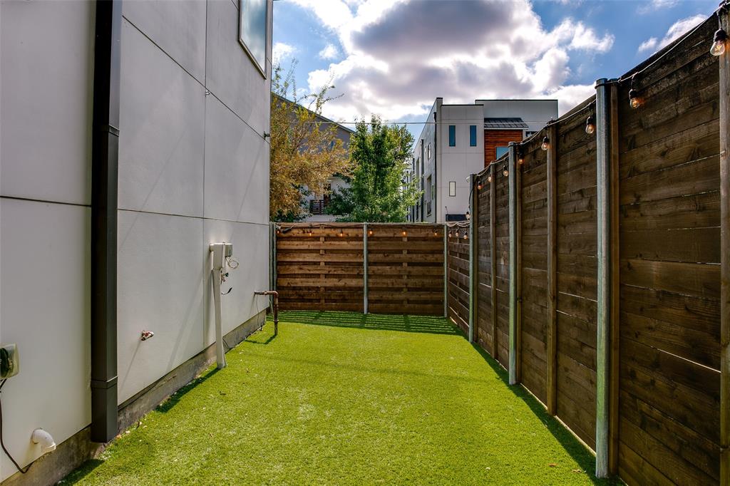 5711 Bryan Condos - Residential Lease