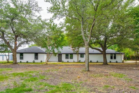 7 Moonlight Trail Lucas TX 75002