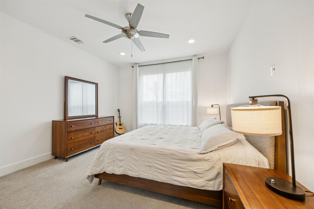 Flora Street Twnhms 01 - Residential