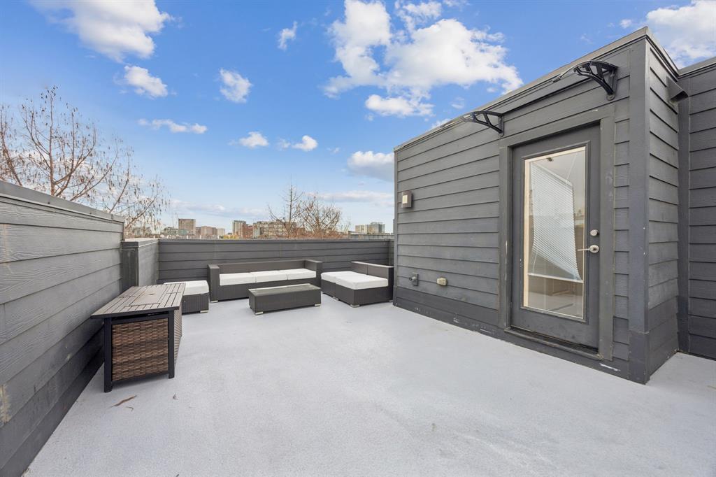 Flora Street Twnhms 01 - Residential