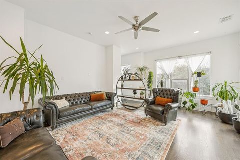 3002 Zenia Drive Dallas TX 75204