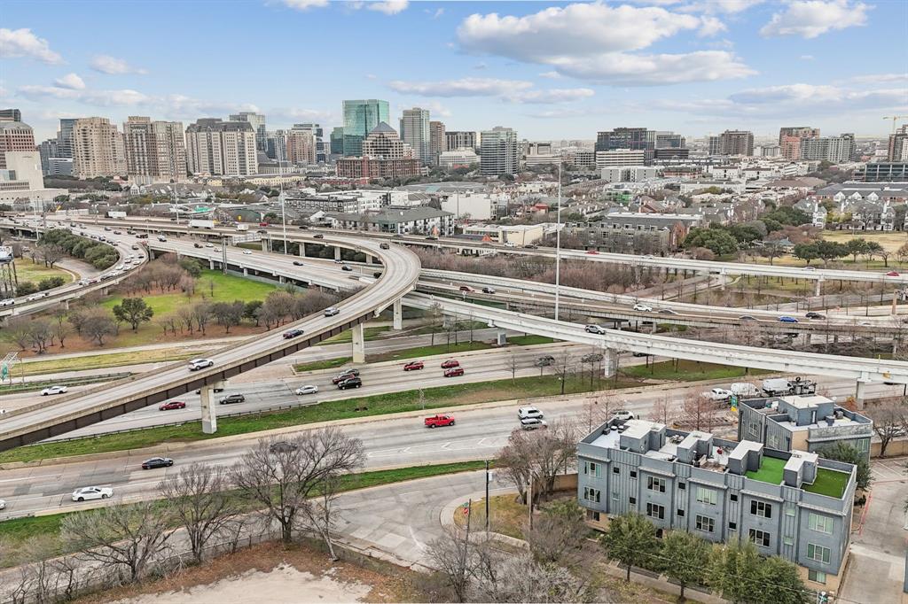 Flora Street Twnhms 01 - Residential