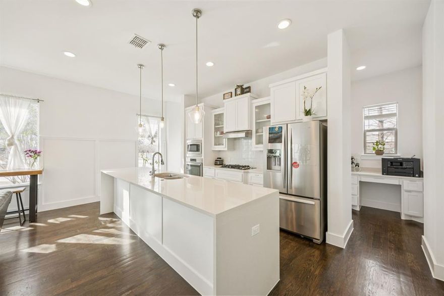 You have found it! Spacious, Stunning Townhome in the Heart of Dallas. Enjoy beautiful sunsets and views of the City from this Glorious Rooftop Terrace. This corner unit boast unmatched views of the city and is in close proximity of all the great entertainment Dallas has to offer! Within a stone throw away of Downtown, Uptown, Deep Ellum. Enjoy walks to Klyde Warren Park, runs on The Katy Trail, a night out at American Airlines Center! This amazing location puts you just minutes from Bishop Arts, Trinity Groves, Lower Greeenville, White Rock Lake and has an abundance in choices for coffee shops, restaurants, grocery stores... Whether you prefer Whole Foods, Sprouts, Trader Joe's, Tom Thumb, all are within just minutes, you will love the convenience of this prime location! This home features many updates, renovated master shower, renovated guest suite shower, refinished rooftop terrance and sound proof window, beautiful natural light! 

Information deemed reliable but not guaranteed.