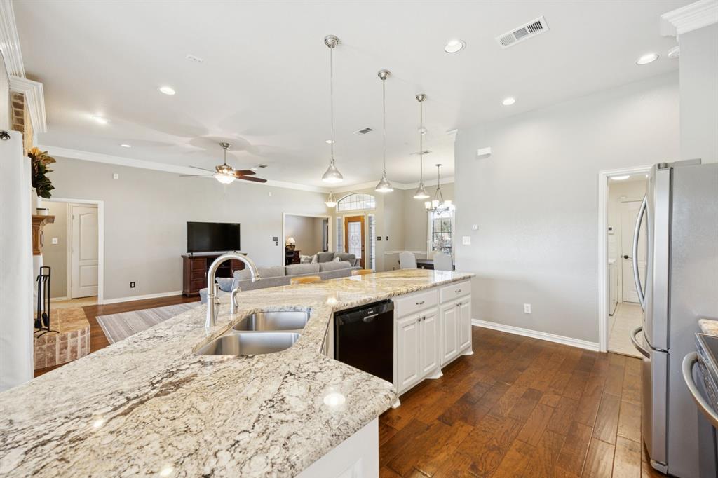 909 Morton Hill Lane