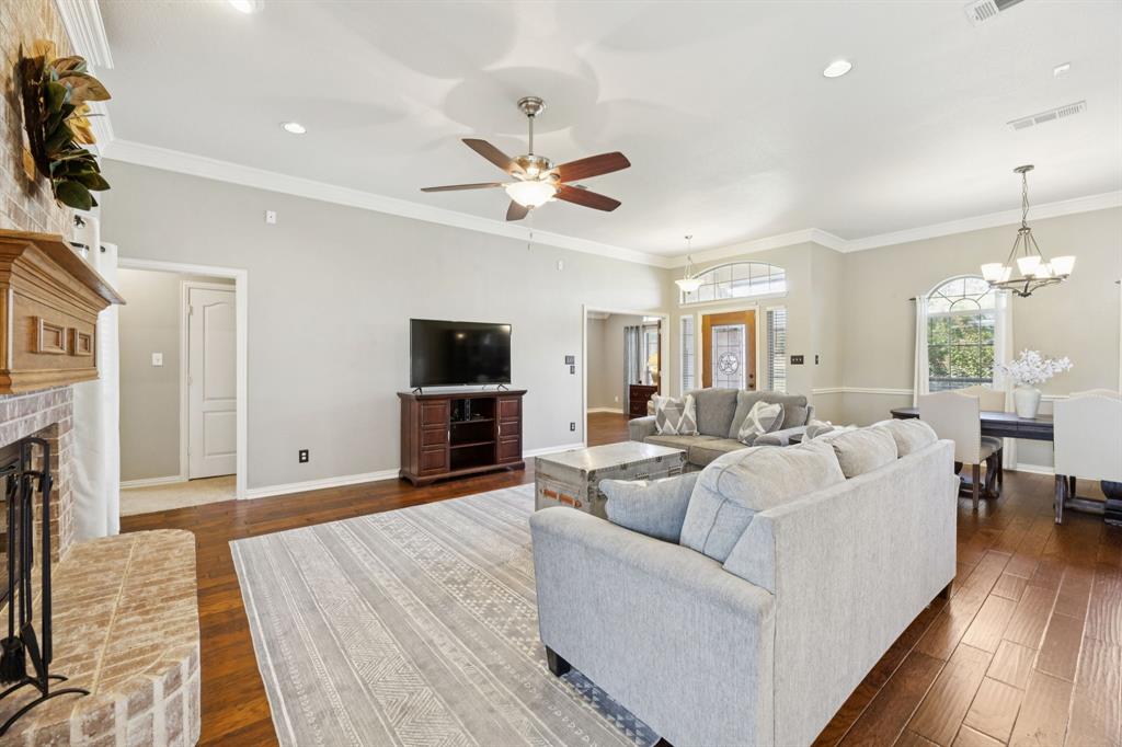 909 Morton Hill Lane