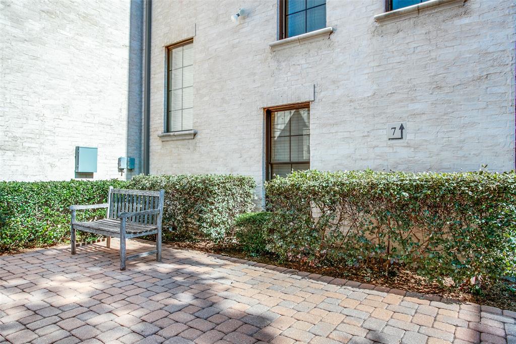 4153 Hyer Condos - Residential Income