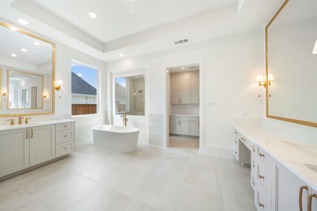 Mustang Lakes Ph Seven - Residential