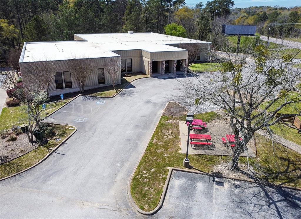 9846 STATE HIGHWAY 31 E