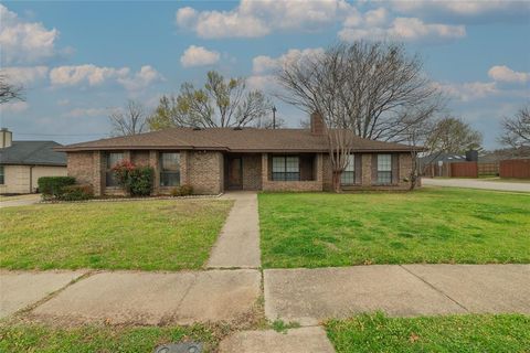 2600 Dalewood Court Bedford TX 76022