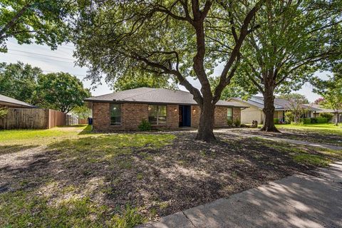 A home in Waxahachie