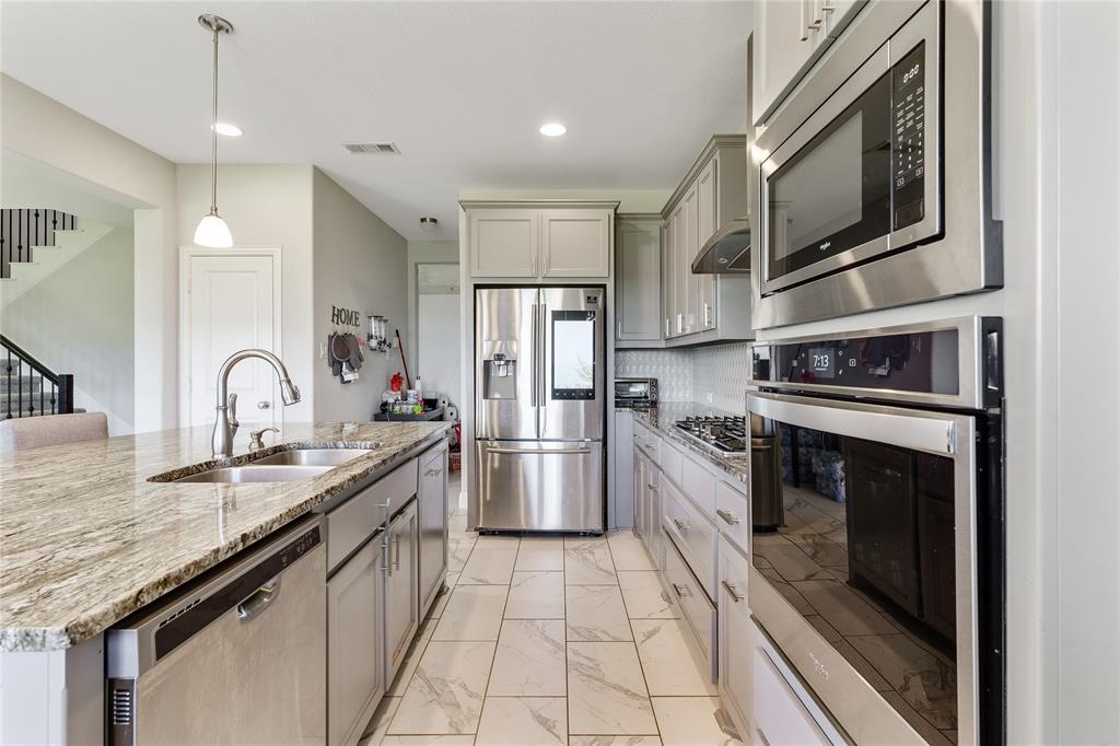 Castle Hills - Ph - Residential Lease