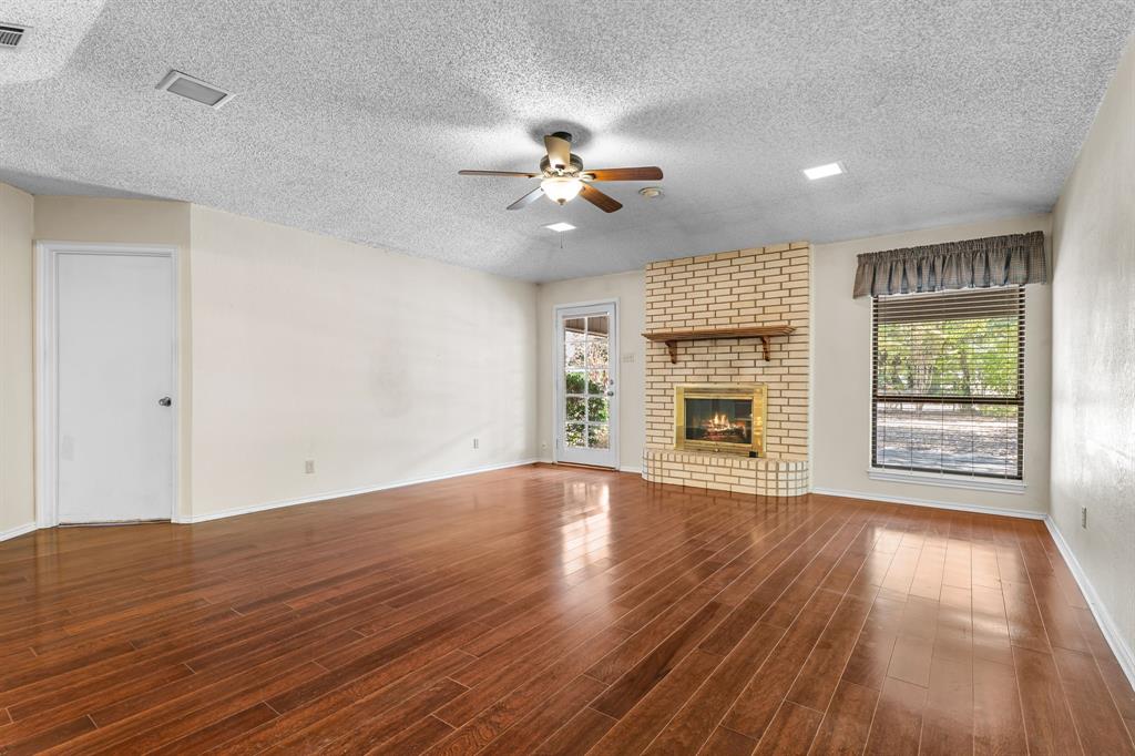 544 Jason Street