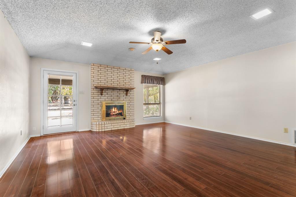 544 Jason Street
