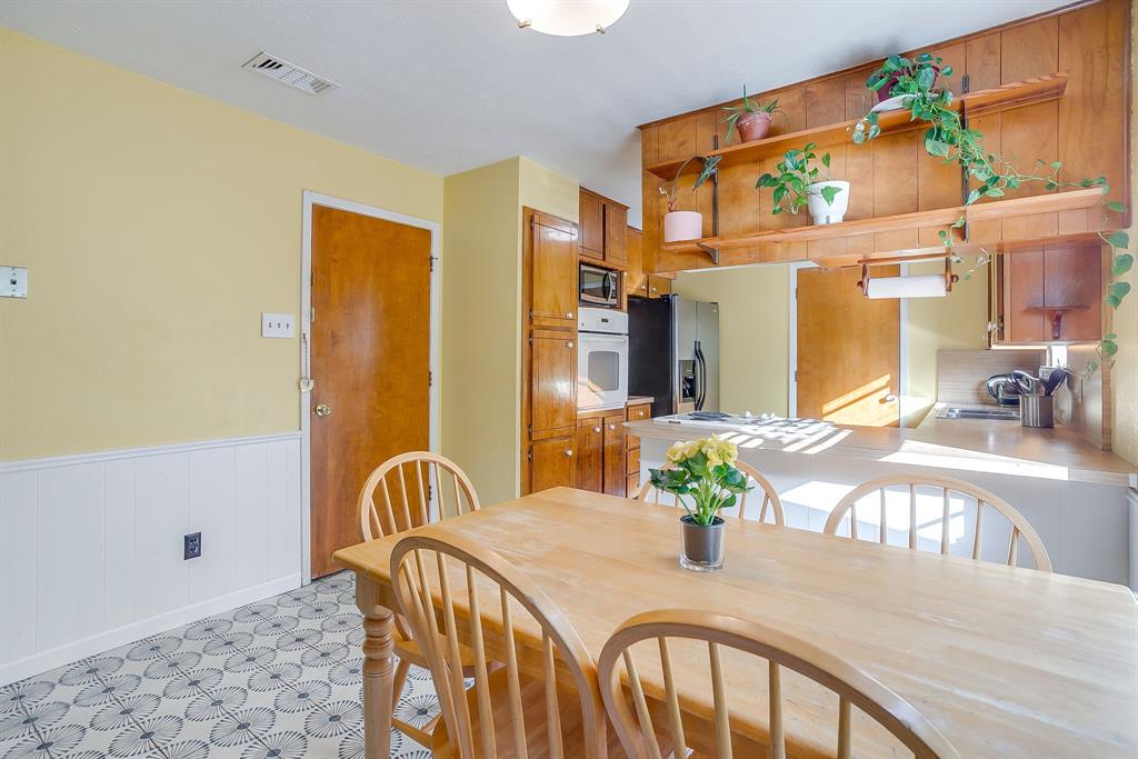 ABST 355 TR 6B M R HARRIS - Residential