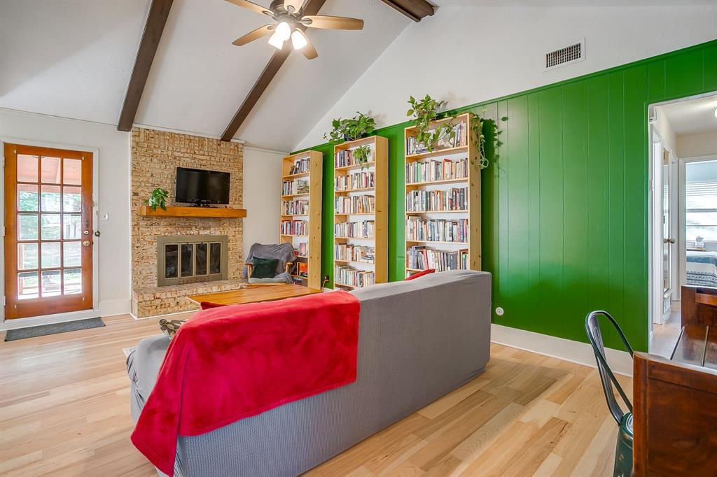 ABST 355 TR 6B M R HARRIS - Residential