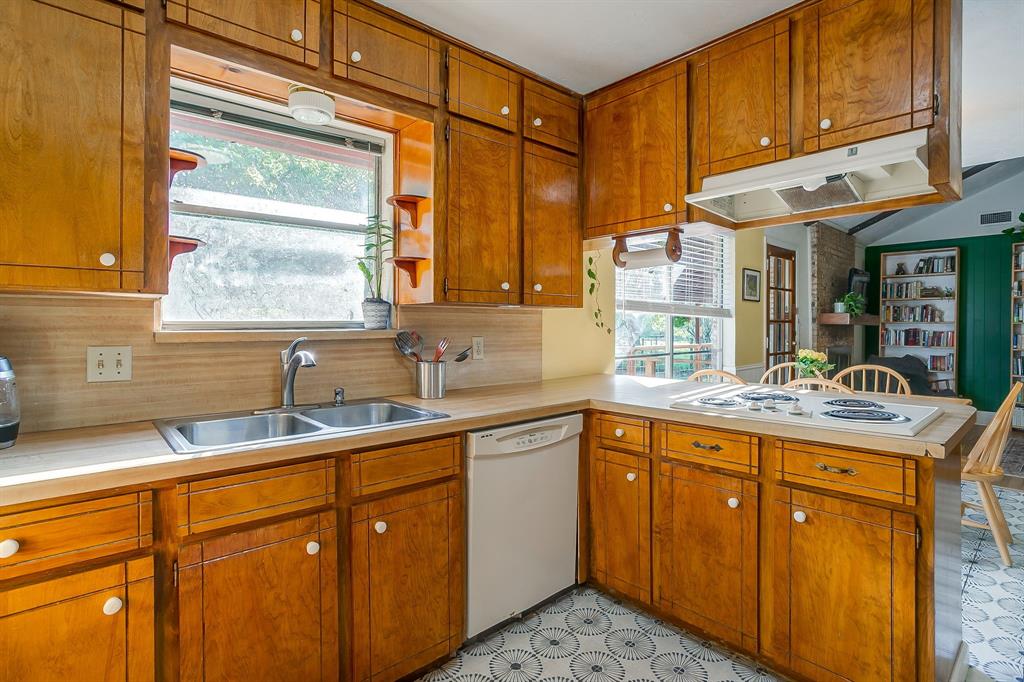 ABST 355 TR 6B M R HARRIS - Residential