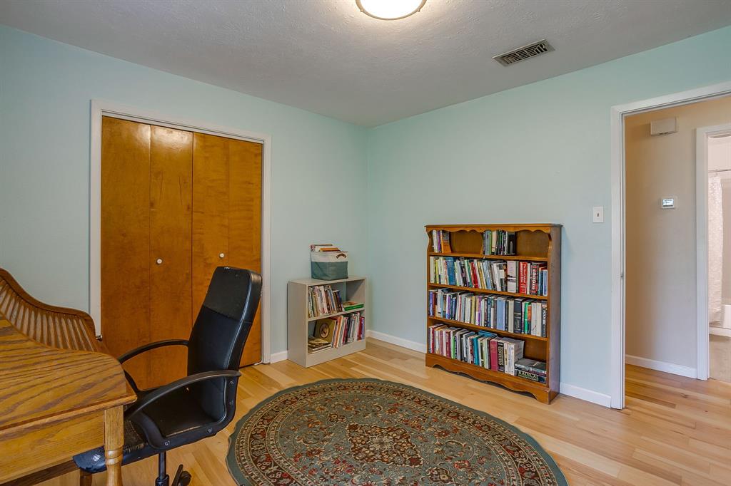 ABST 355 TR 6B M R HARRIS - Residential