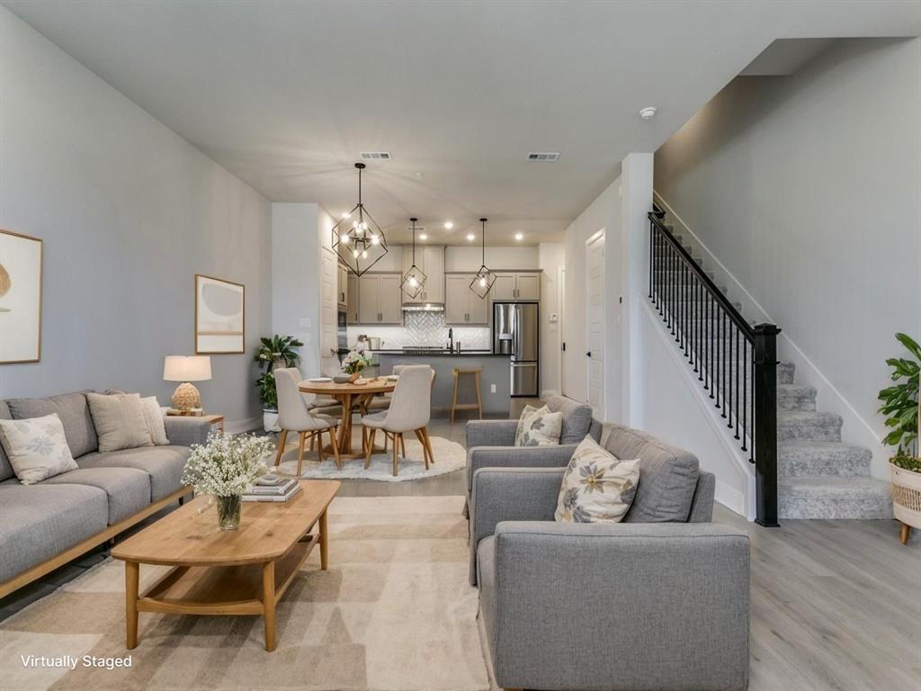 Hillside at Las Colinas - Residential