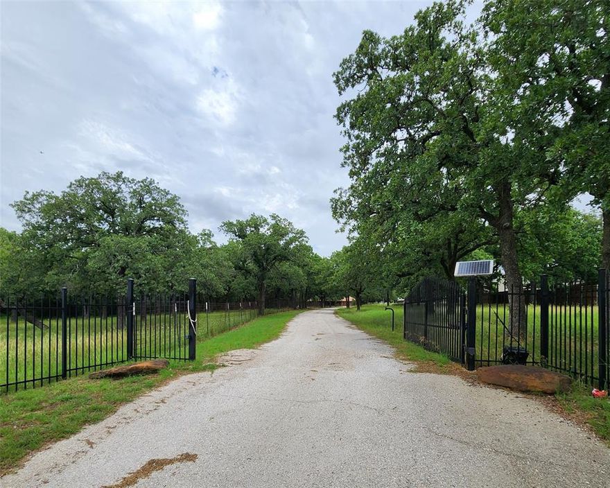 Beautiful 11+ acre development property. Zoned R4, single family home. Hundreds of oak trees on one of the last undeveloped residential parcels in Corinth. Frontage on FM 2181 as well as frontage on Meadowview Drive. About 2 miles West of I35, 1 mile East of FM 2499. Gorgeous 3 bedroom, 4 bath, 2978 sf home on property. 6 stall horse barn with equipment or feed barn attached. Ag exempt for bees.