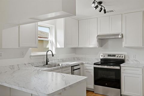 12816/12818 Pandora Drive Dallas TX 75238